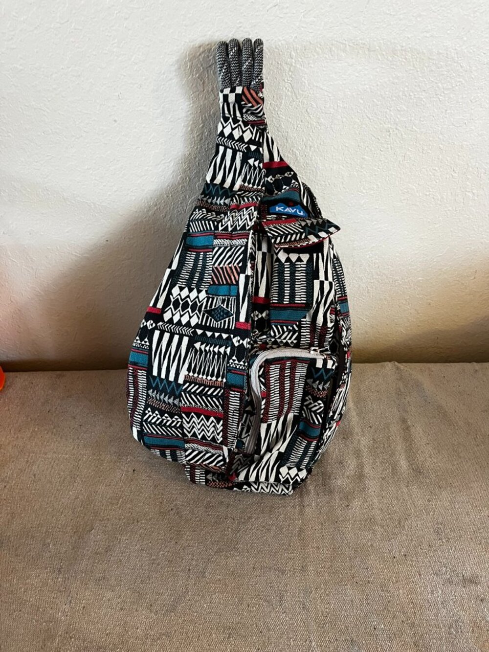 KAVU Unisex Stack Rhombus RugTravel/School/Shopping Rope Bag Sz Lr